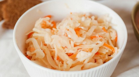 sauerkraut Sauerkraut in einer Schale.