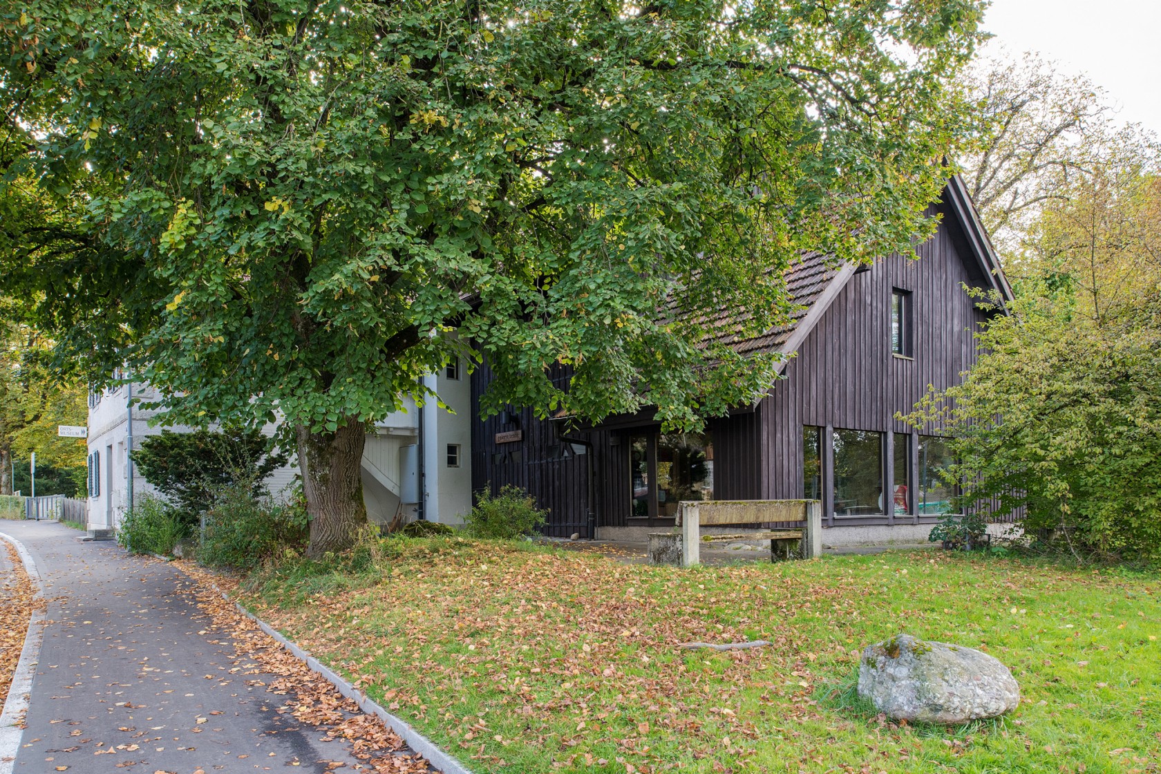 Aussenansicht des Ortsmuseums Schwamendingen.