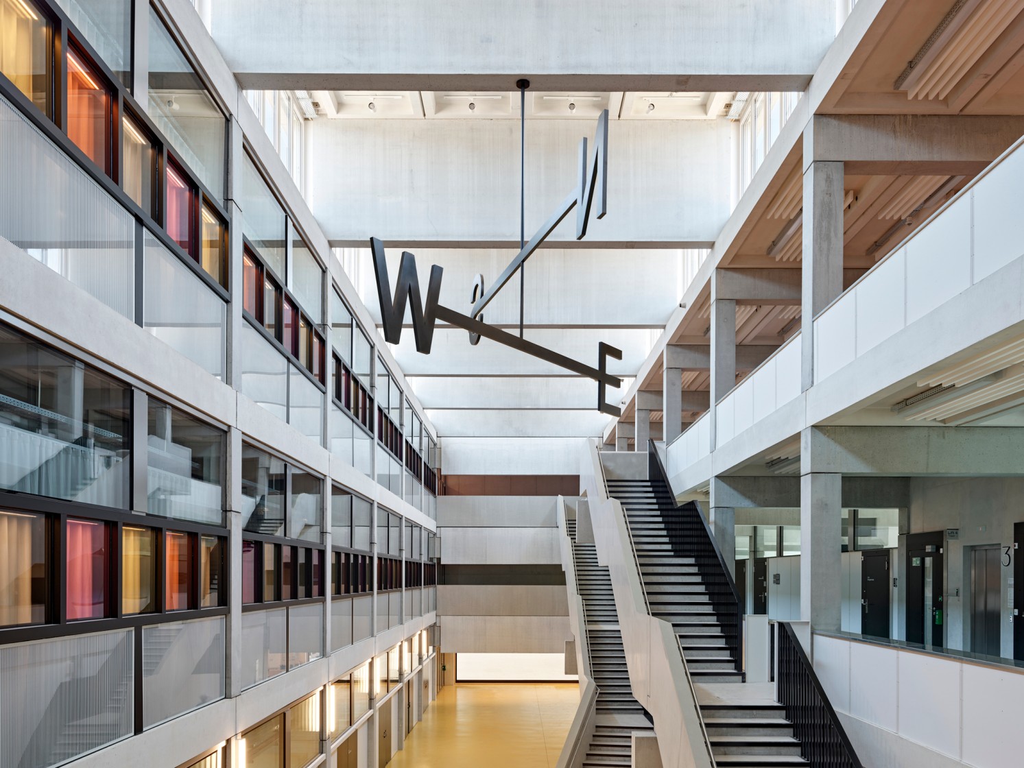 Windrose im Atrium