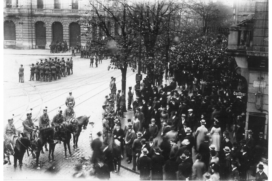 Landesstreik Paradeplatz