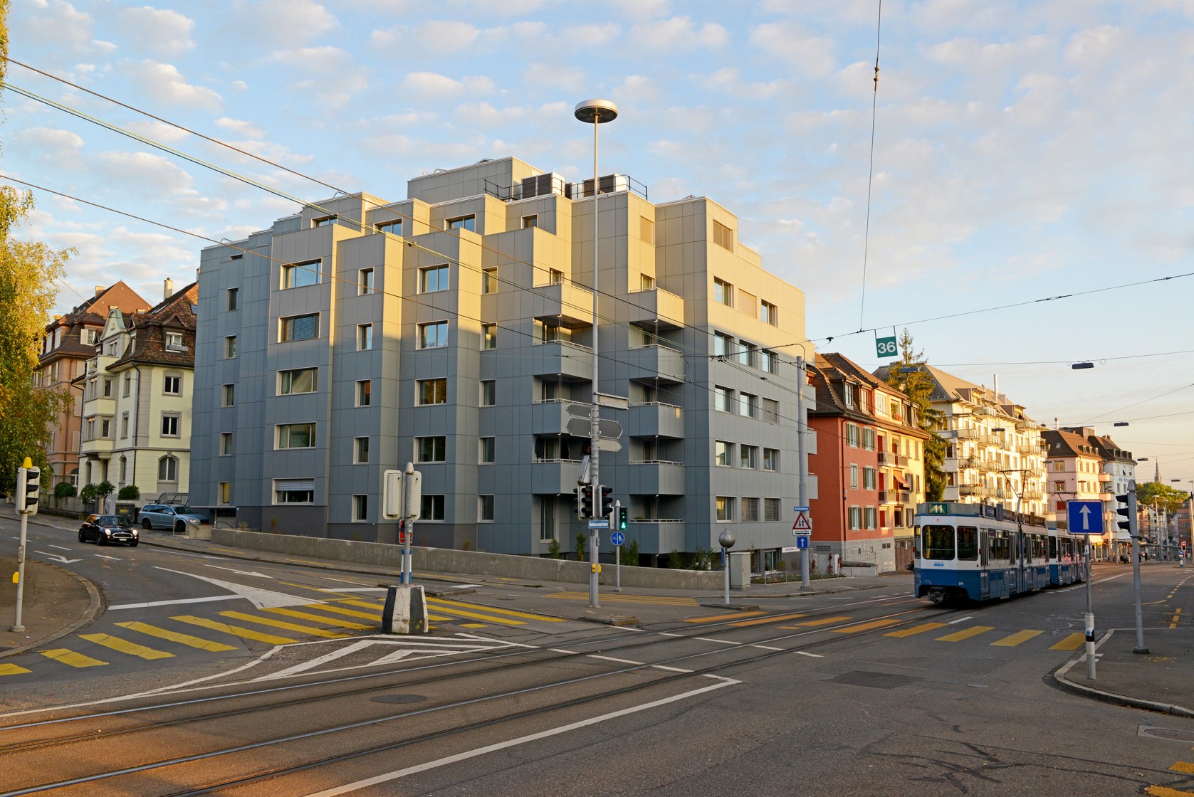 Aussenansicht des Mehrfamilienhauses im Kreis 6