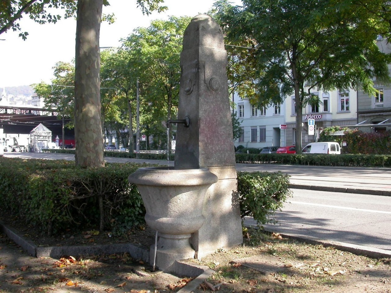 Gessnerallee, Schützengasse