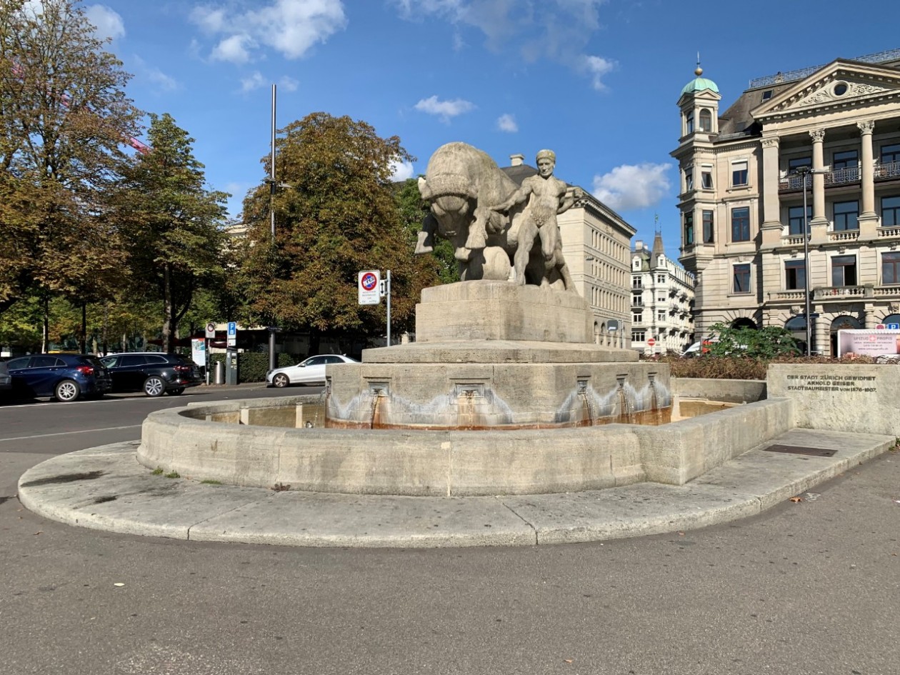Fraumünsterstrasse/Stadthausquai