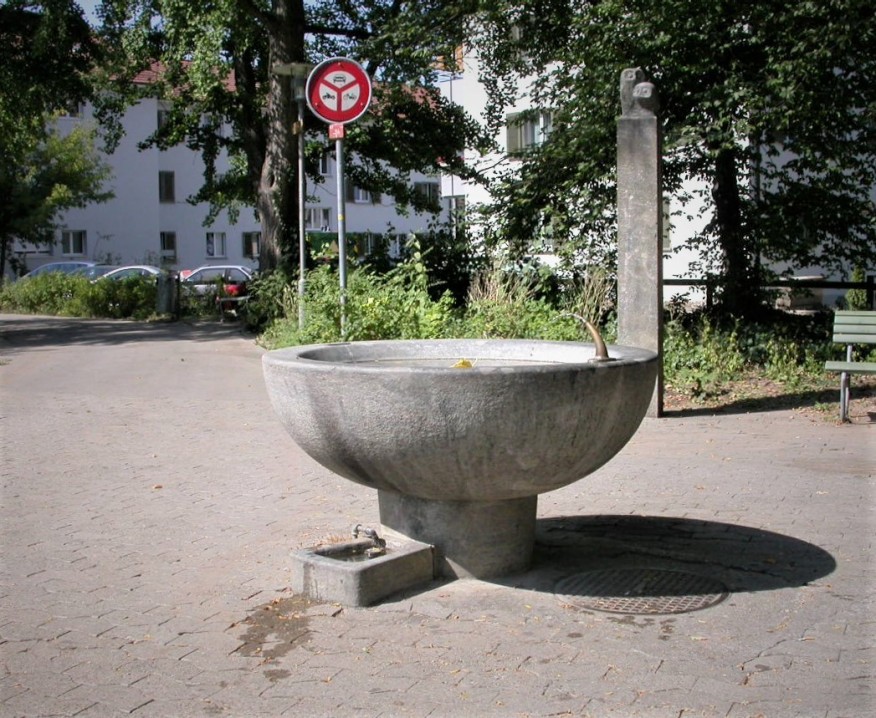 Saatlenstrasse vav. 240