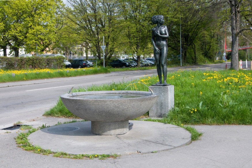 Mythenquai-Bahnhof Wollishofen