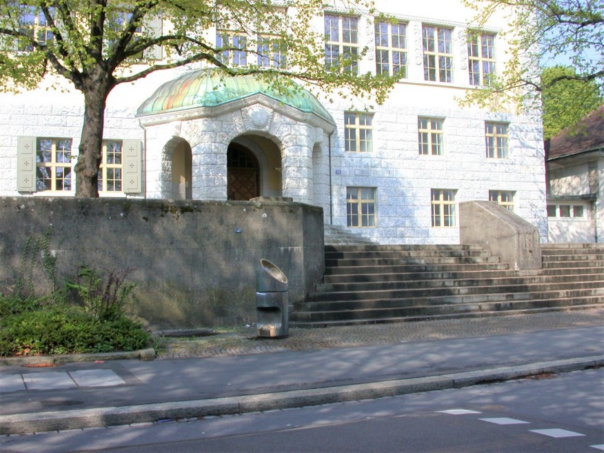 Kilchbergstrasse  bei 28