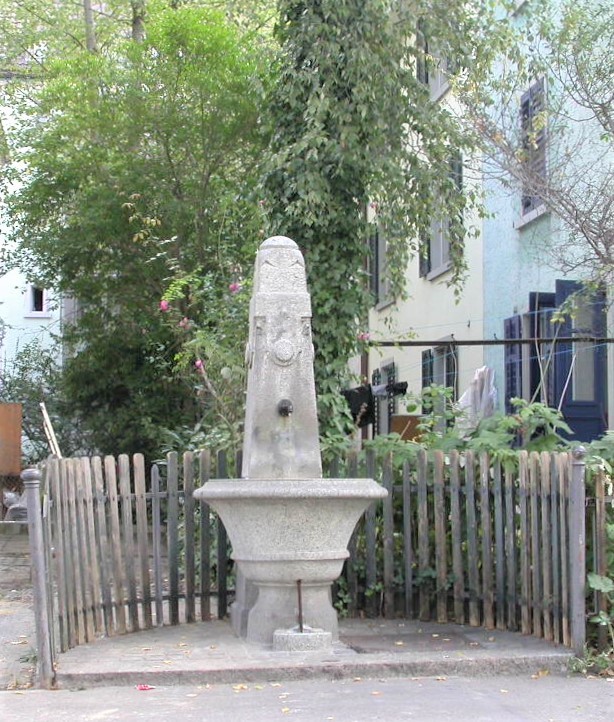 Quellenstrasse,  bei Nr. 22/28