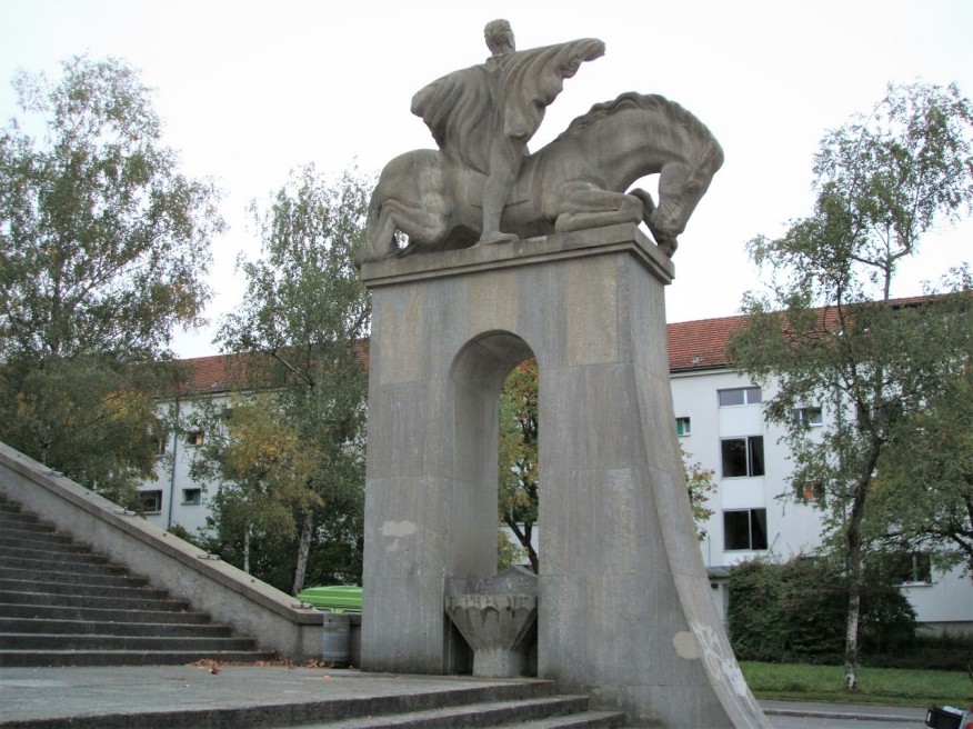 Milchbuckstrasse 57,  Pauluskirche