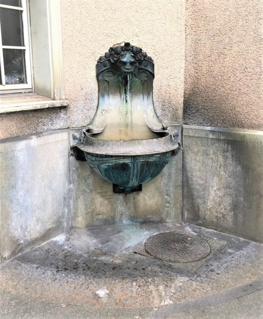 Zürichbergstrasse 24